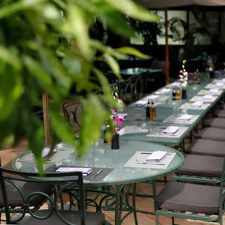 La Perouse Baie Des Anges Hotell 4*