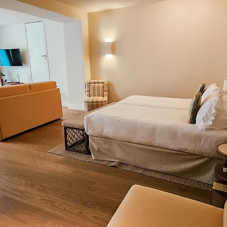 La Pérouse Baie Des Anges 4*