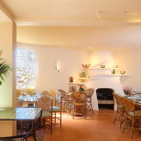 Hotel La Pérouse Baie Des Anges Nice