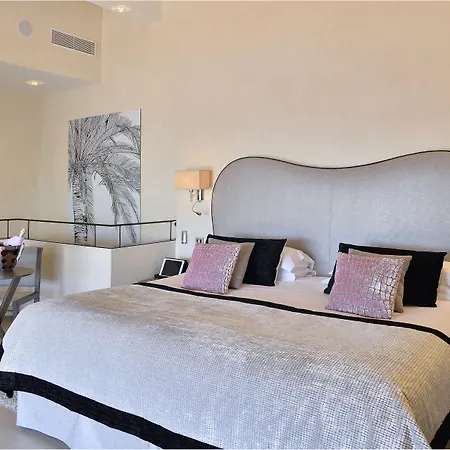 La Pérouse Baie Des Anges Hotel