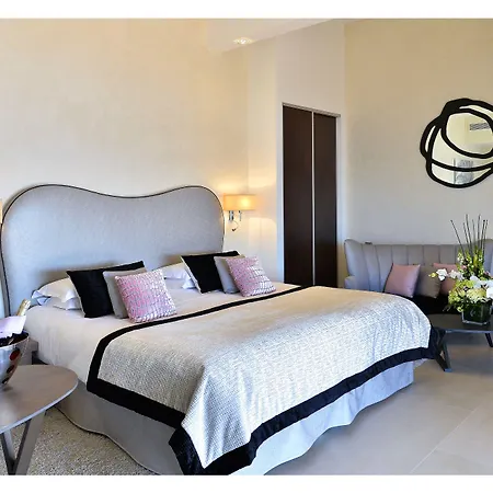 La Pérouse Baie Des Anges 4*