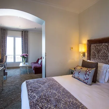 La Pérouse Baie Des Anges 4*