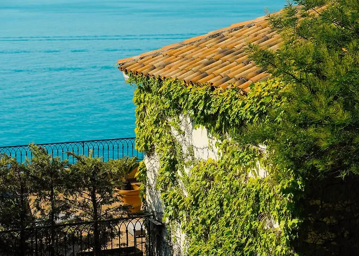 La Perouse Baie Des Anges