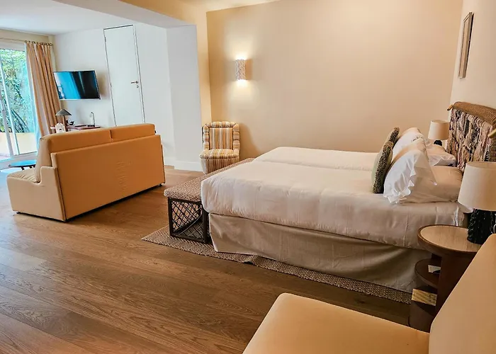 La Perouse Baie Des Anges 4*