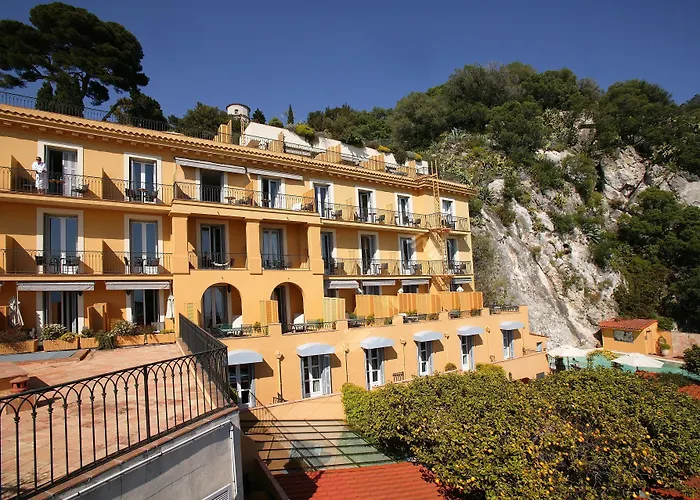 Hotel La Perouse Baie Des Anges 4*
