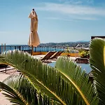 Hotel La Perouse Baie Des Anges Nice