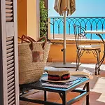 La Perouse Baie Des Anges 4*