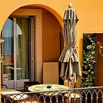 Hotel La Perouse Baie Des Anges Nice