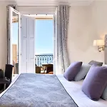 Hotel La Perouse Baie Des Anges 4*