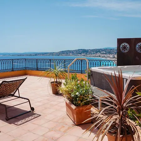 La Perouse Baie Des Anges Hotel 4*