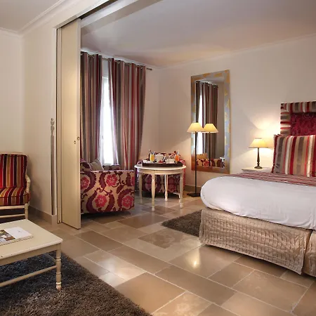 Hotel La Perouse Baie Des Anges 4*