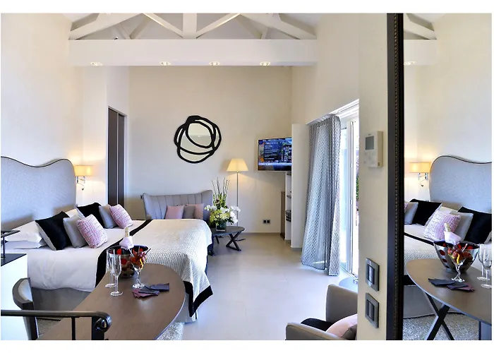 La Perouse Baie Des Anges 4*