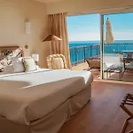 Hotel La Perouse Baie Des Anges Nizza