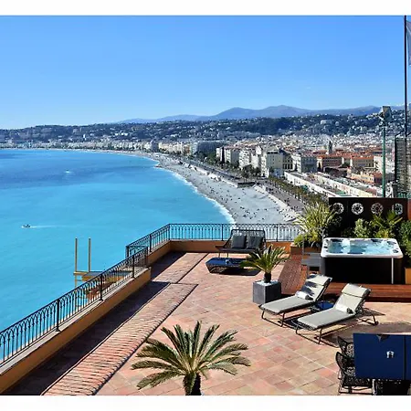 Hotel La Perouse Baie Des Anges
