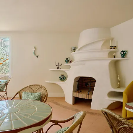 ホテル La Perouse Baie Des Anges ニース