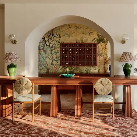 ホテル La Perouse Baie Des Anges