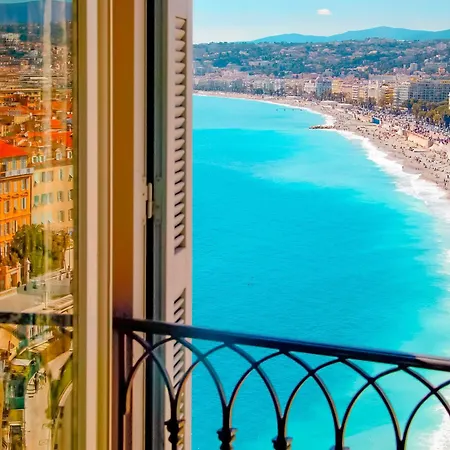 Hotel La Perouse Baie Des Anges