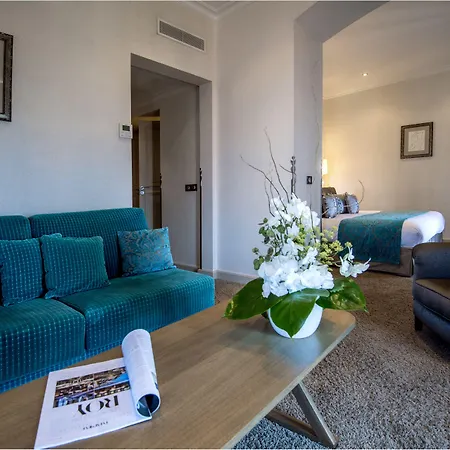 La Perouse Baie Des Anges Hotel 4*