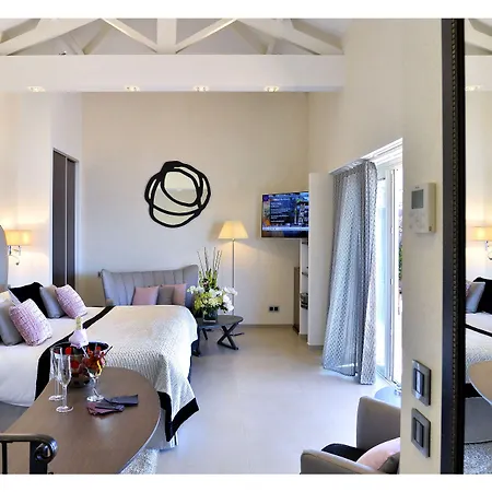 La Perouse Baie Des Anges 4*