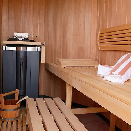 La Perouse Baie Des Anges Hotel 4*